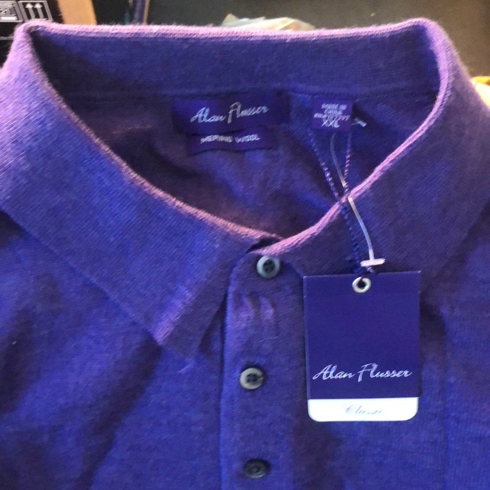Men’s 3 button wool sweater